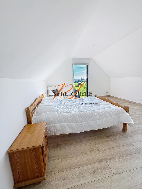 Maison - 315 m² - 8 pièces