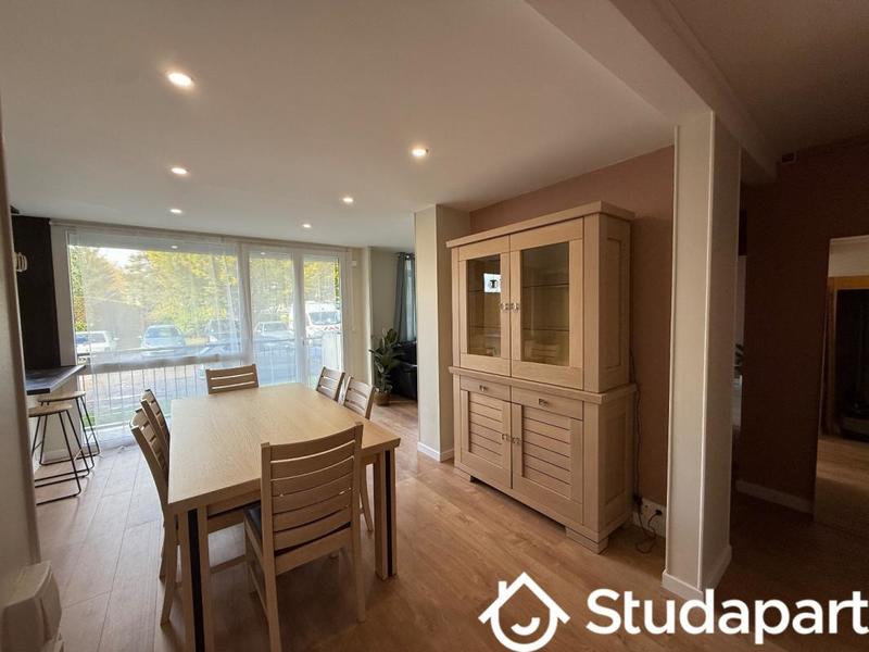 Appartement - 76 m² - 4 pièces