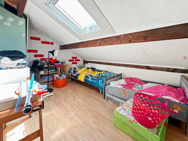 Maison - 93 m² - 5 pièces