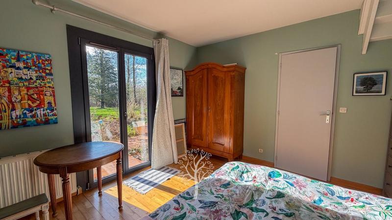 Maison - 140 m² - 6 pièces