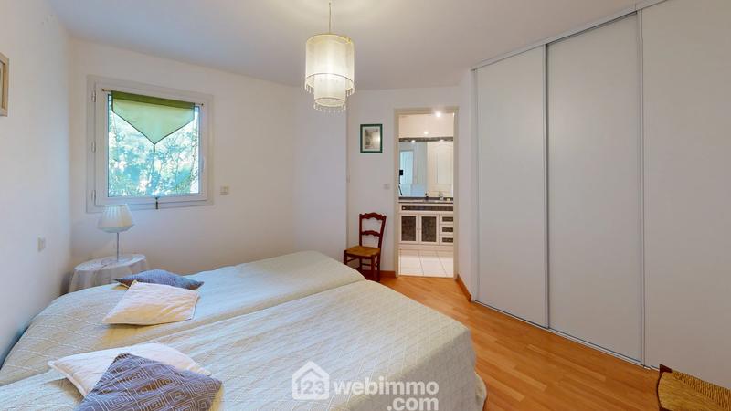 Villa - 204 m² - 8 pièces