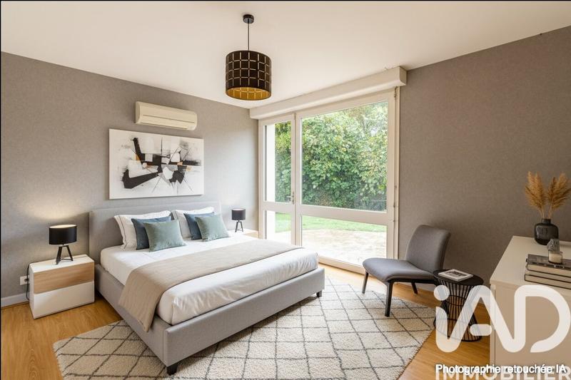 Maison - 257 m² - 8 pièces