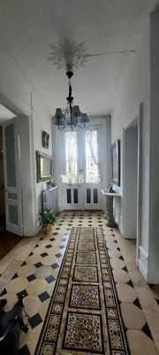 Maison ancienne - 245 m² - 9 pièces