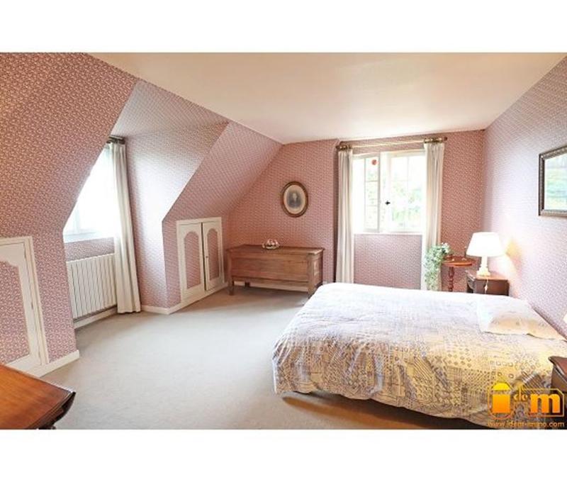 Maison traditionnelle - 140 m² - 6 pièces