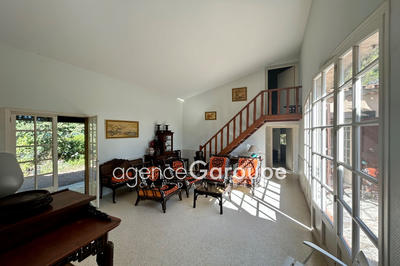 Maison - 122 m² - 6 pièces