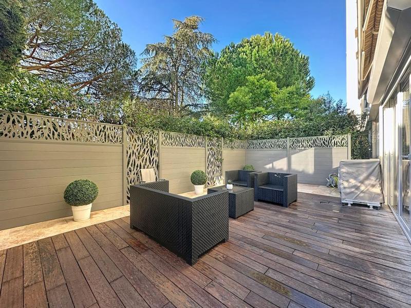 Appartement - 97 m² - 4 pièces