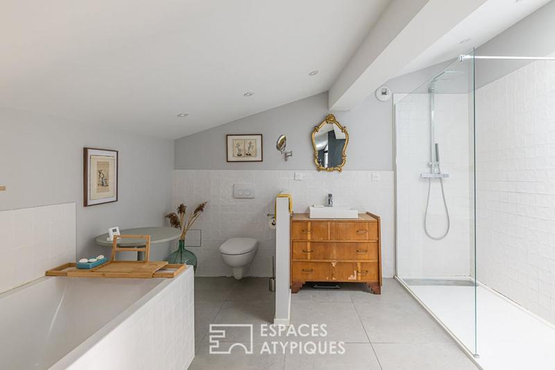 Loft - 170 m² - 5 pièces