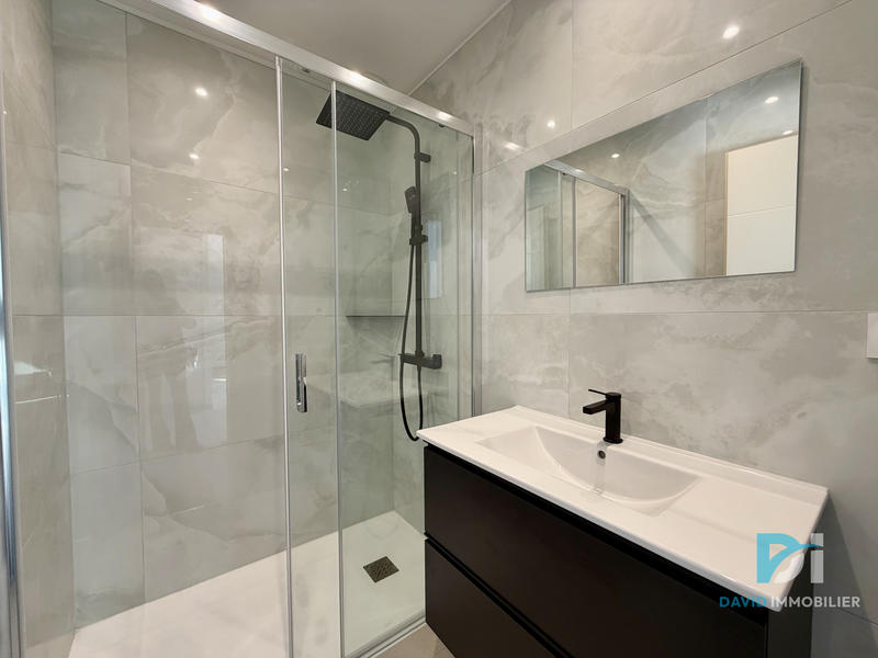 Appartement - 83 m² - 4 pièces