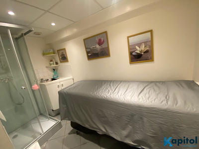 Fonds de commerce - Magasins - 54 m²