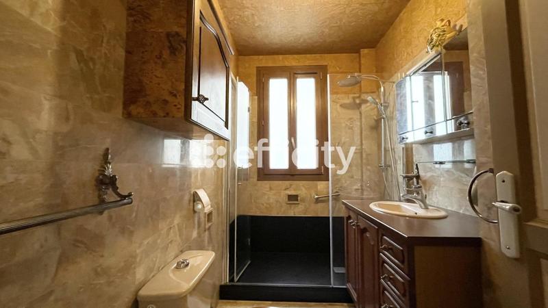 Appartement - 100 m² - 5 pièces