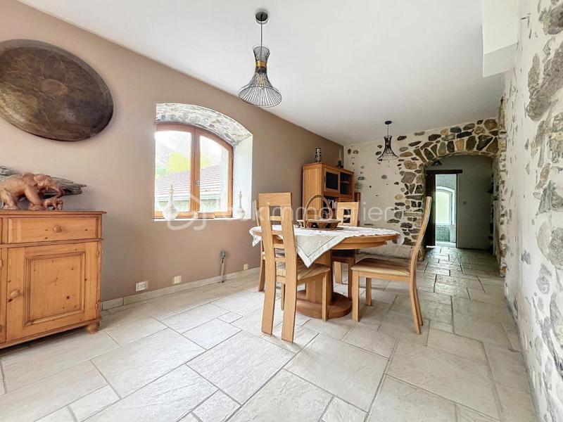 Maison en pierre - 160 m² - 6 pièces