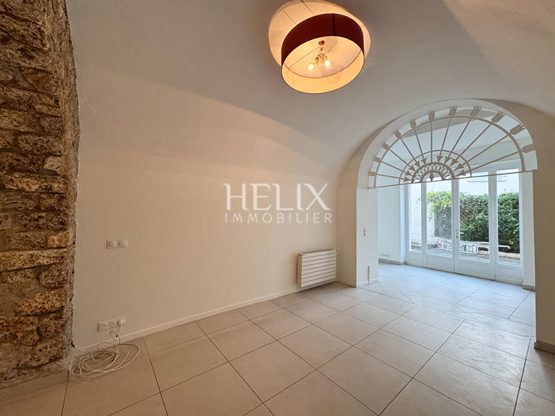 Appartement - 128 m² - 5 pièces