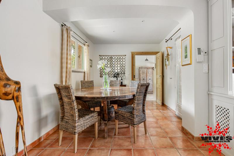 Maison - 157 m² - 4 pièces