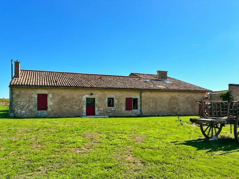 Maison en pierre - 213 m² - 6 pièces