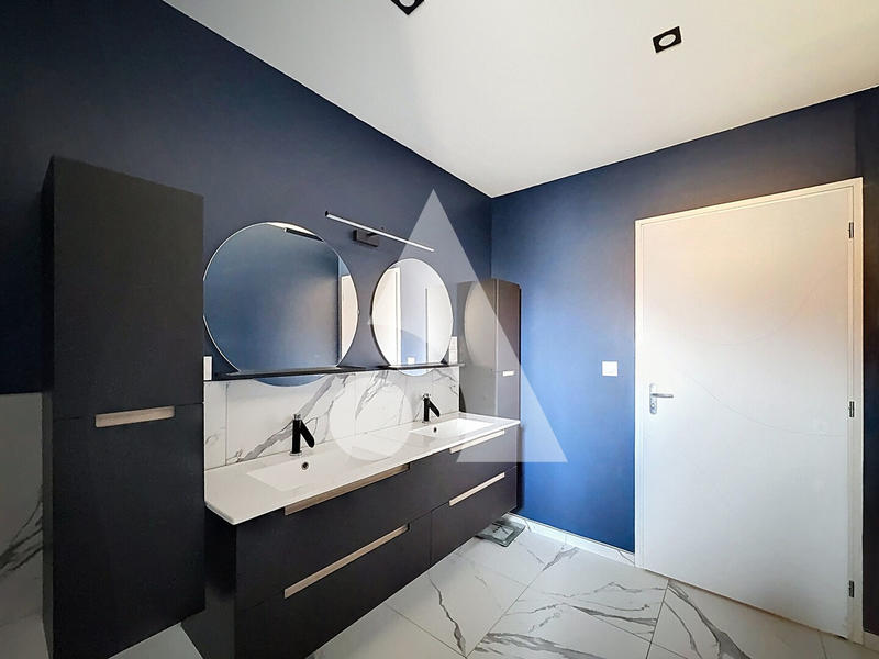 Maison - 122 m² - 5 pièces