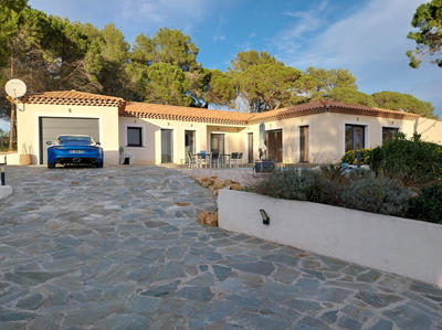 Maison - 186 m² - 4 pièces