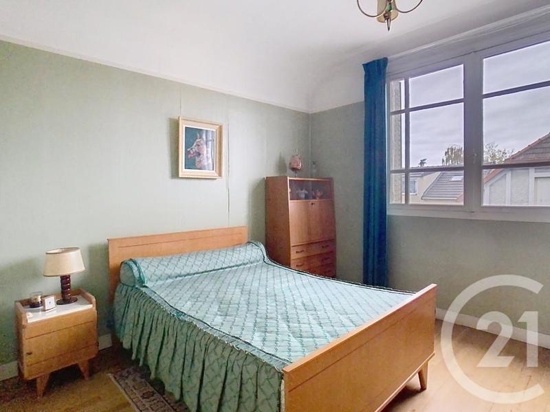 Maison - 98 m² - 5 pièces