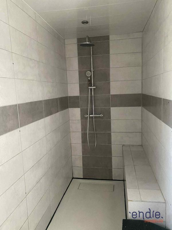 Maison - 172 m² - 7 pièces