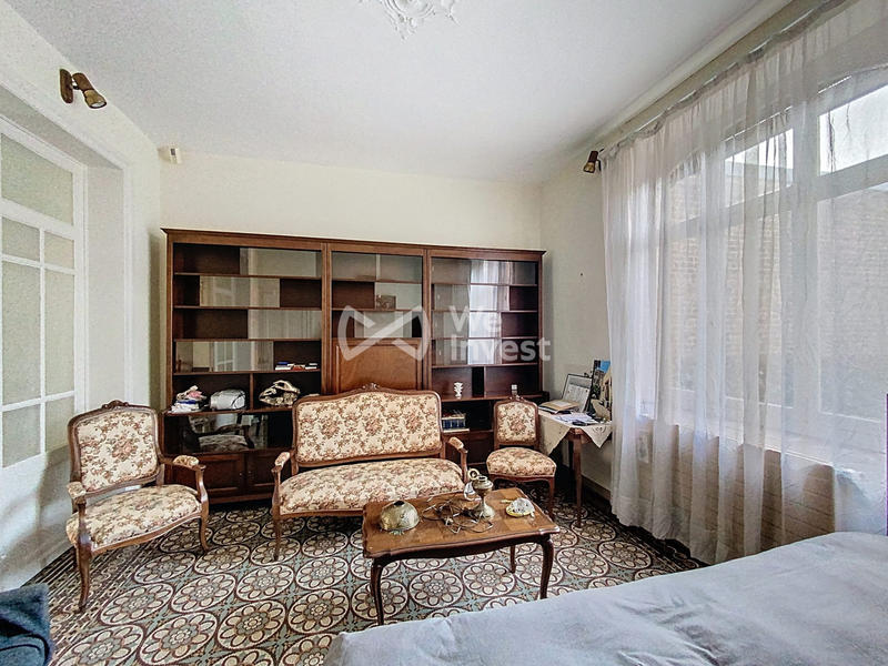 Maison - 184 m² - 7 pièces