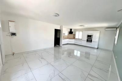 Villa - 102 m² - 4 pièces