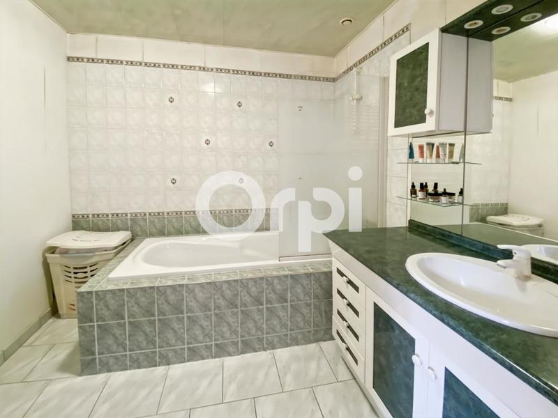 Maison - 118 m² - 5 pièces