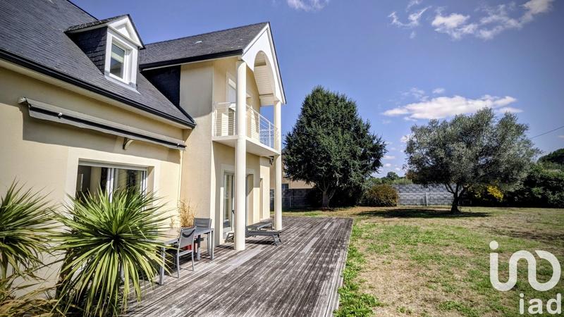 Maison - 180 m² - 7 pièces