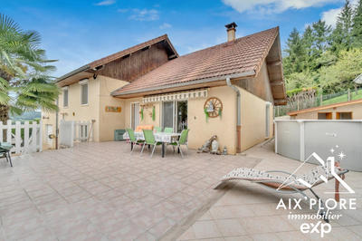 Maison - 167 m² - 6 pièces