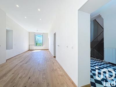 Maison - 283 m² - 10 pièces