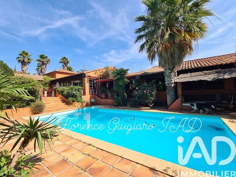 Maison - 365 m² - 6 pièces