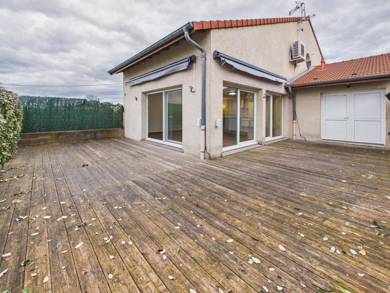 Maison - 140 m² - 6 pièces