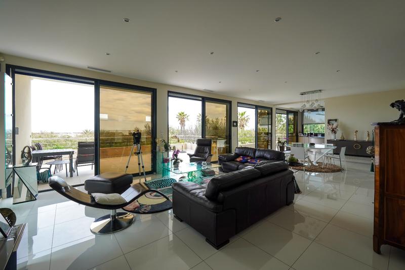 Maison - 191 m² - 5 pièces