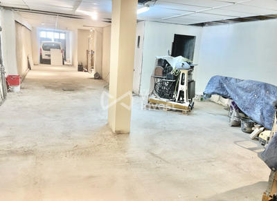 Parking / Garage - 108 m²