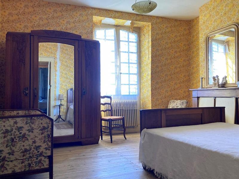 Maison - 160 m² - 8 pièces