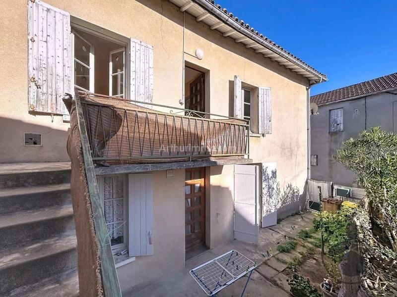 Immeuble - 162 m² - 8 pièces