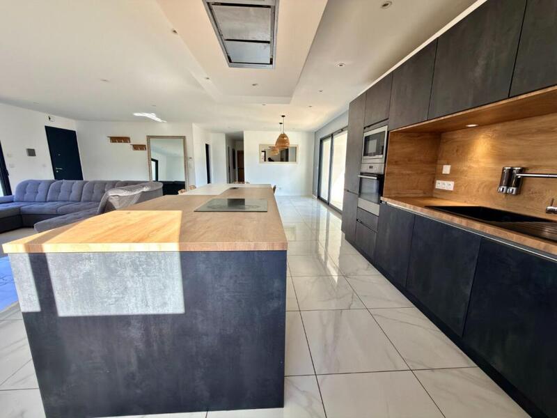 Maison - 149 m² - 4 pièces