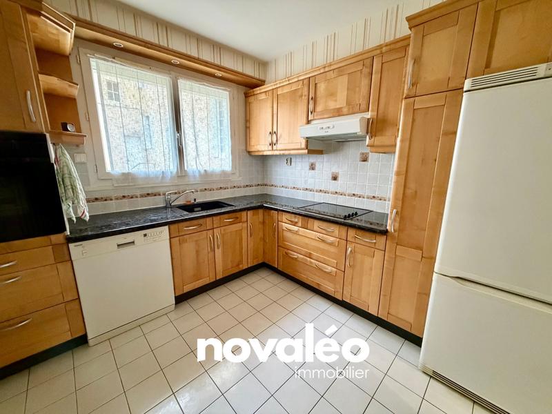 Appartement - 93 m² - 4 pièces