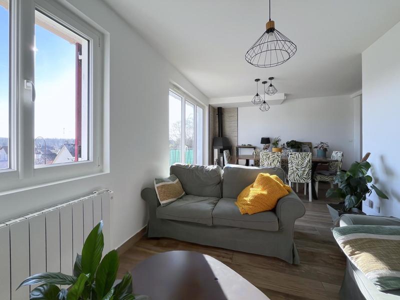 Maison - 92 m² - 4 pièces