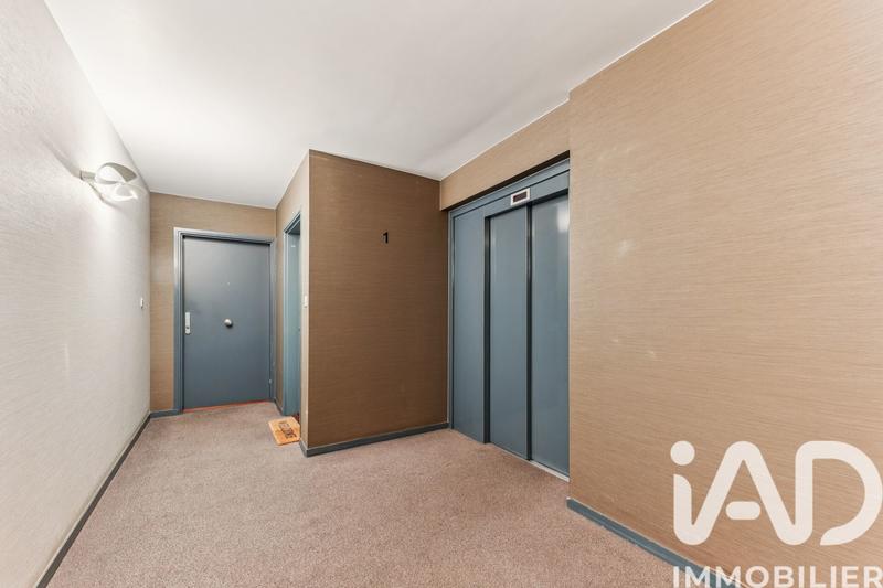 Appartement - 90 m² - 4 pièces