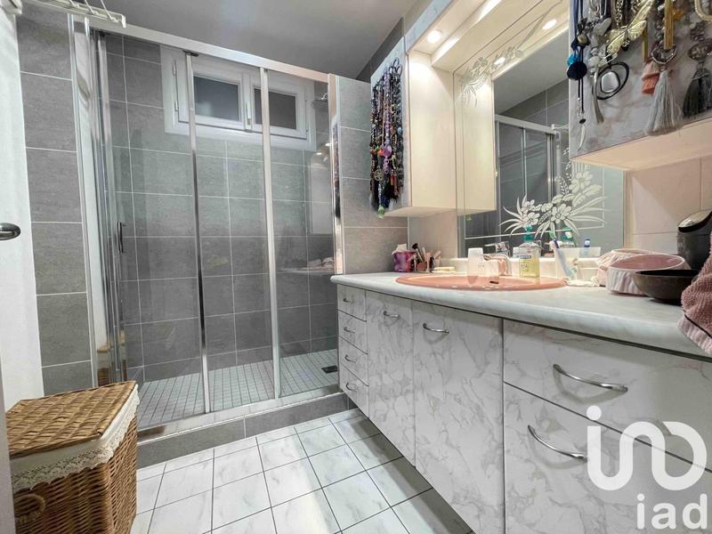 Appartement - 83 m² - 4 pièces