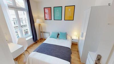 Chambre - 9 m² - 5 pièces