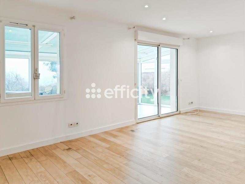 Pavillon - 87 m² - 4 pièces