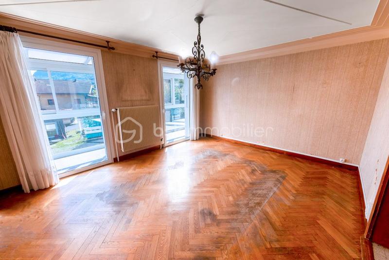 Maison de village - 170 m² - 8 pièces