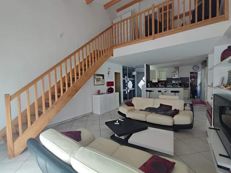 Maison - 120 m² - 6 pièces