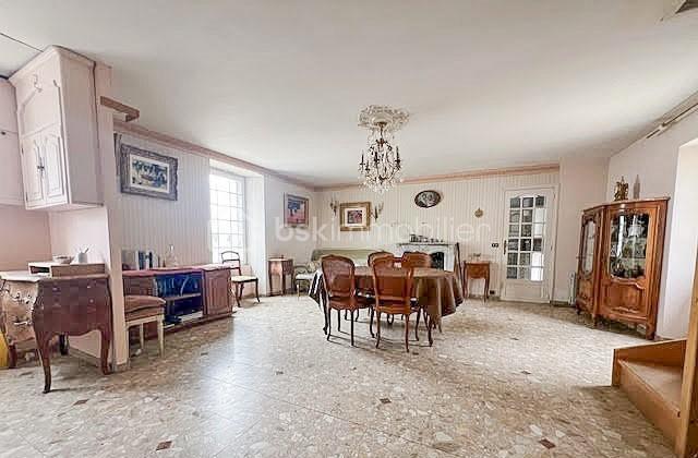 Maison en pierre - 150 m² - 7 pièces