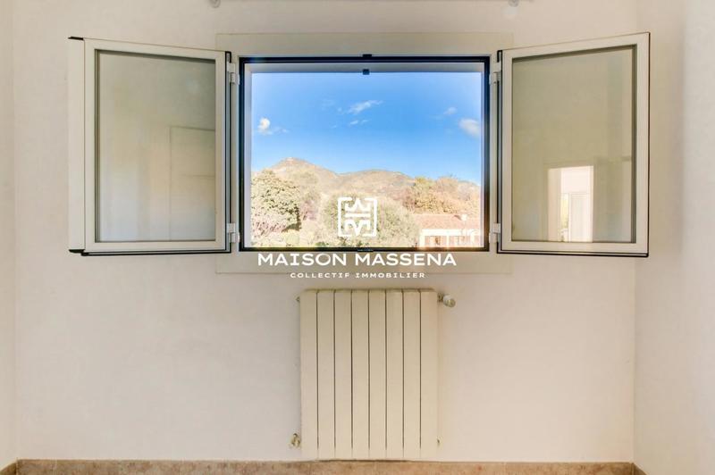 Appartement - 122 m² - 4 pièces