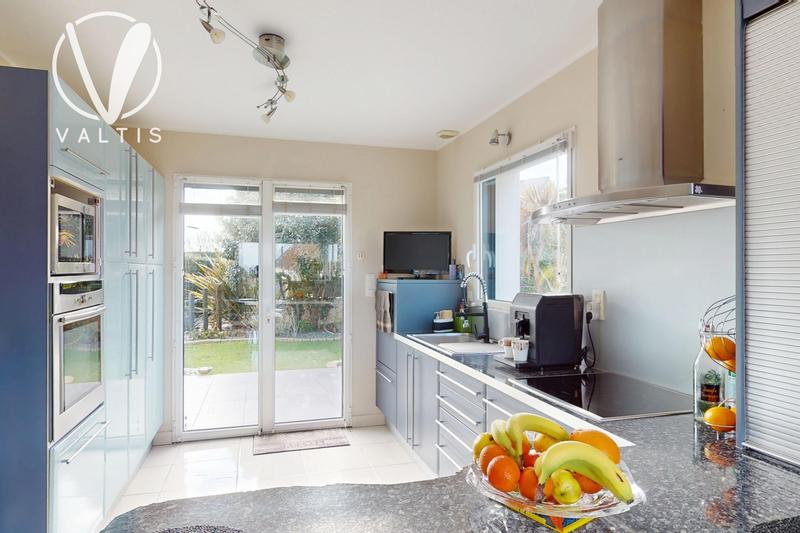 Maison contemporaine - 173 m² - 7 pièces