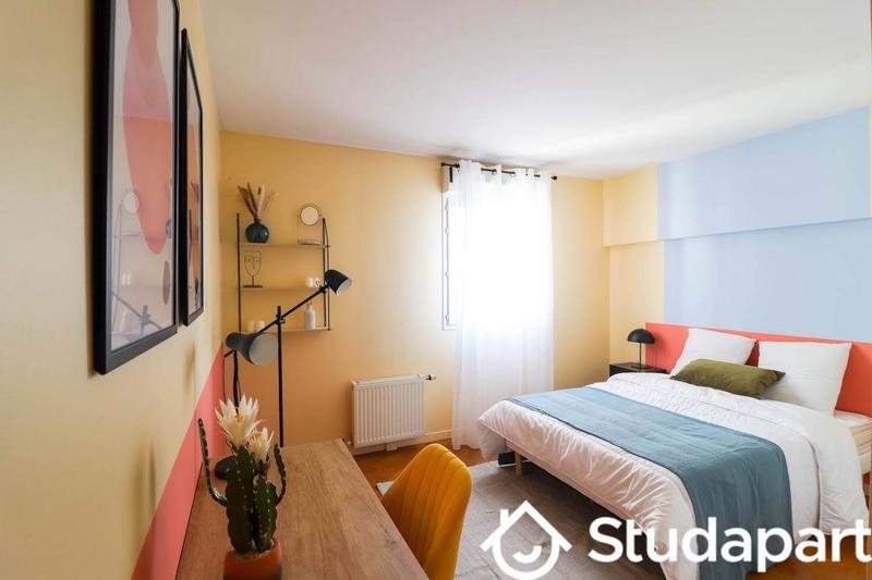 Chambre - 15 m² - 1 pièce