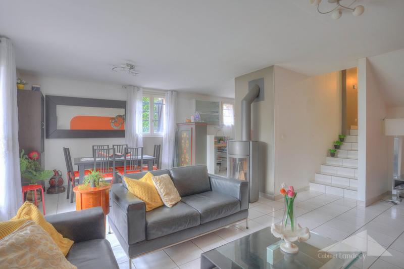 Maison - 101 m² - 5 pièces