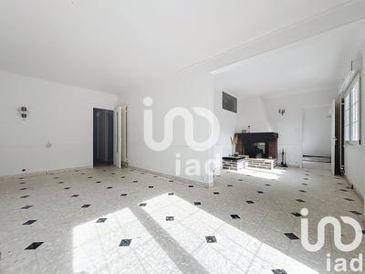 Maison - 200 m² - 7 pièces