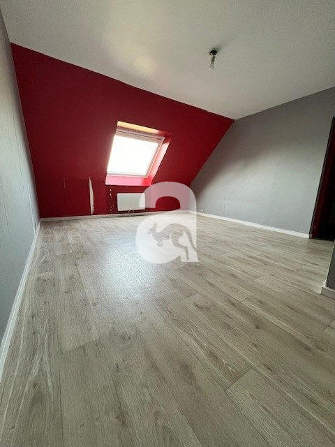 Appartement - 121 m² - 6 pièces